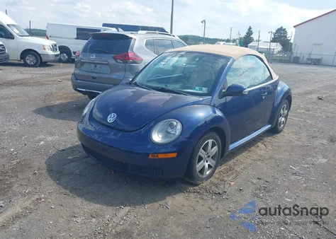 2006 Volkswagen New Beetle 2.5 из США, поврежденный, VIN 3VWPF31Y56M323501